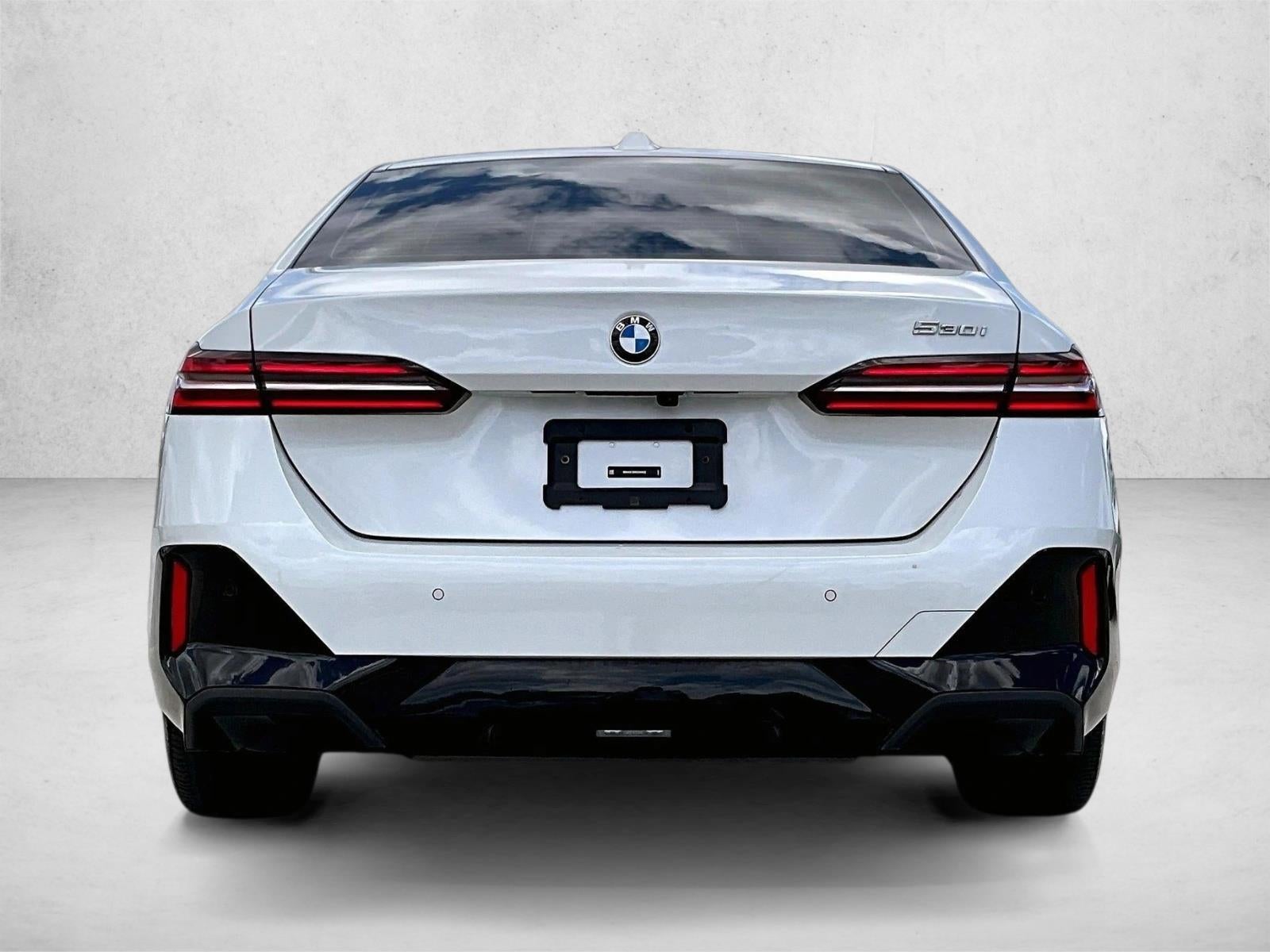 2024 BMW 530i Sedan