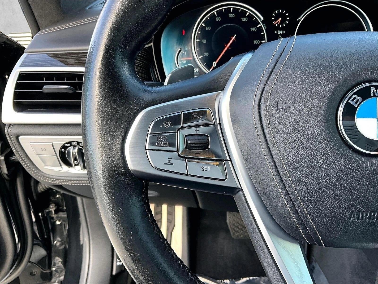 2017 BMW 750i Sedan