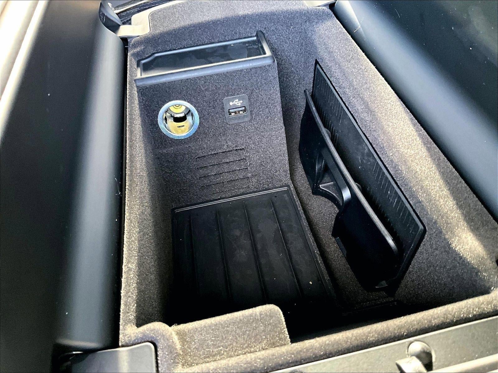 2017 BMW 750i Sedan