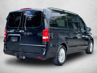 2018 Mercedes-Benz Metris Passenger Van Standard Roof 126" Wheelbase