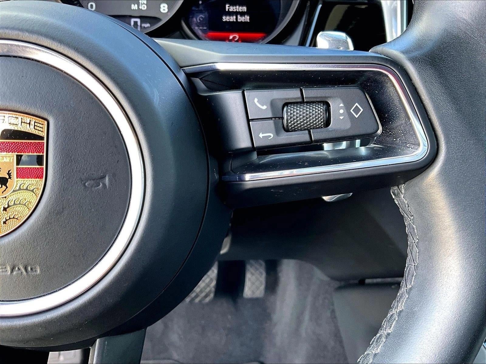 2023 Porsche Macan AWD