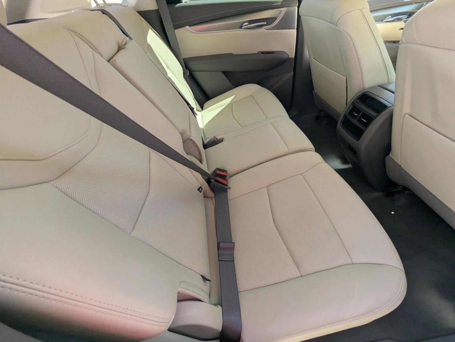 2023 Cadillac XT5 AWD 4dr Premium Luxury