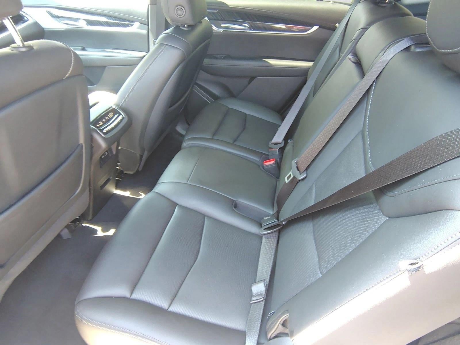 2023 Cadillac XT6 AWD 4dr Premium Luxury