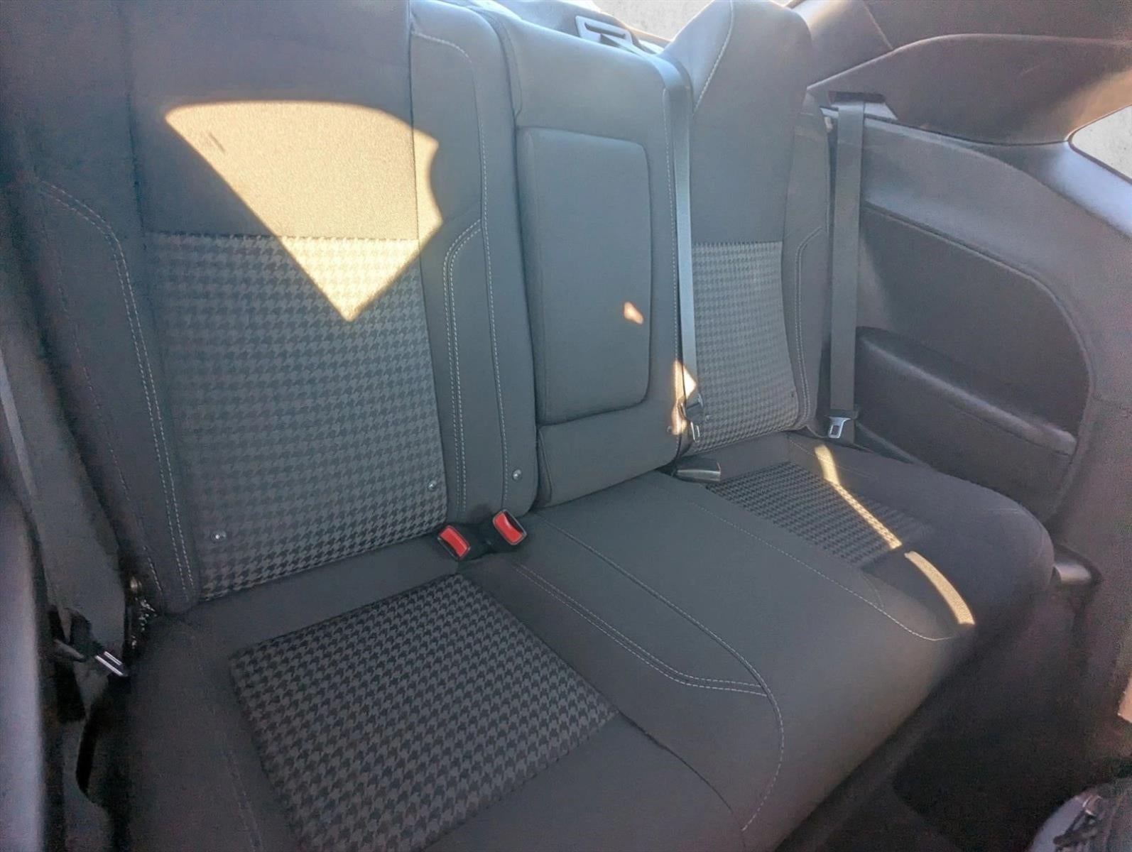 2019 Dodge Challenger SXT RWD