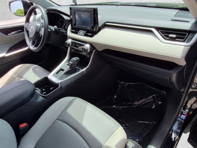 2022 Toyota RAV4 XLE Premium FWD (Natl)