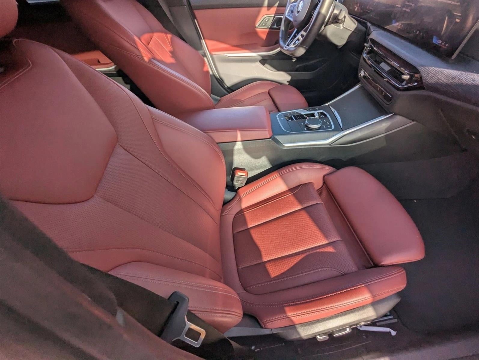 2025 BMW 330i Sedan