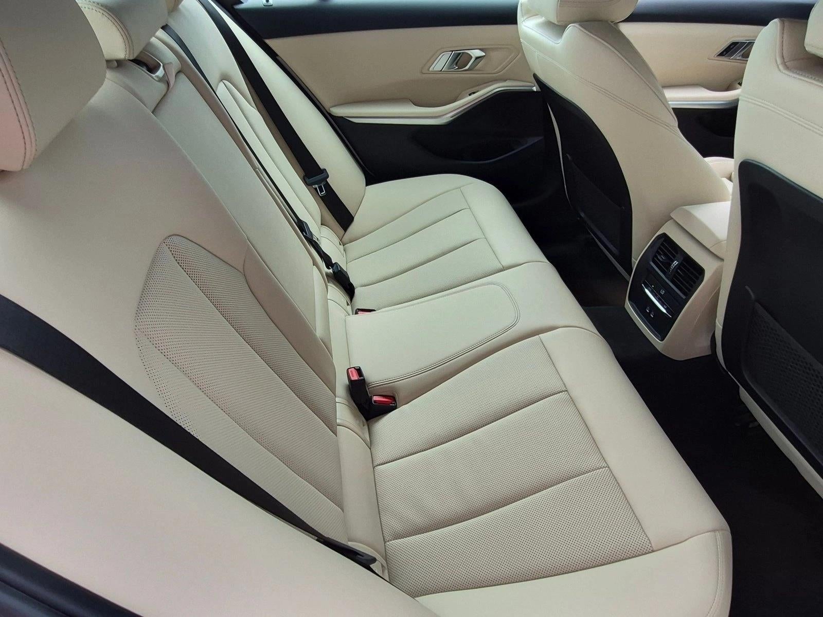 2023 BMW 330i xDrive Sedan