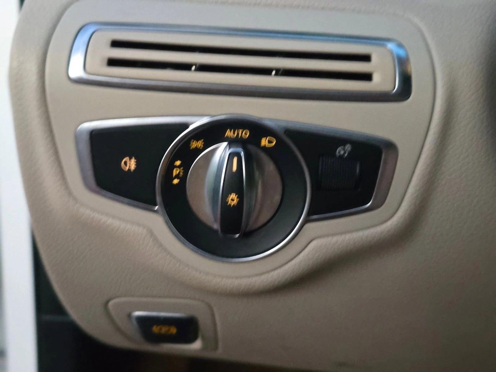 2018 Mercedes-Benz C-Class C 300 4MATIC® Sedan