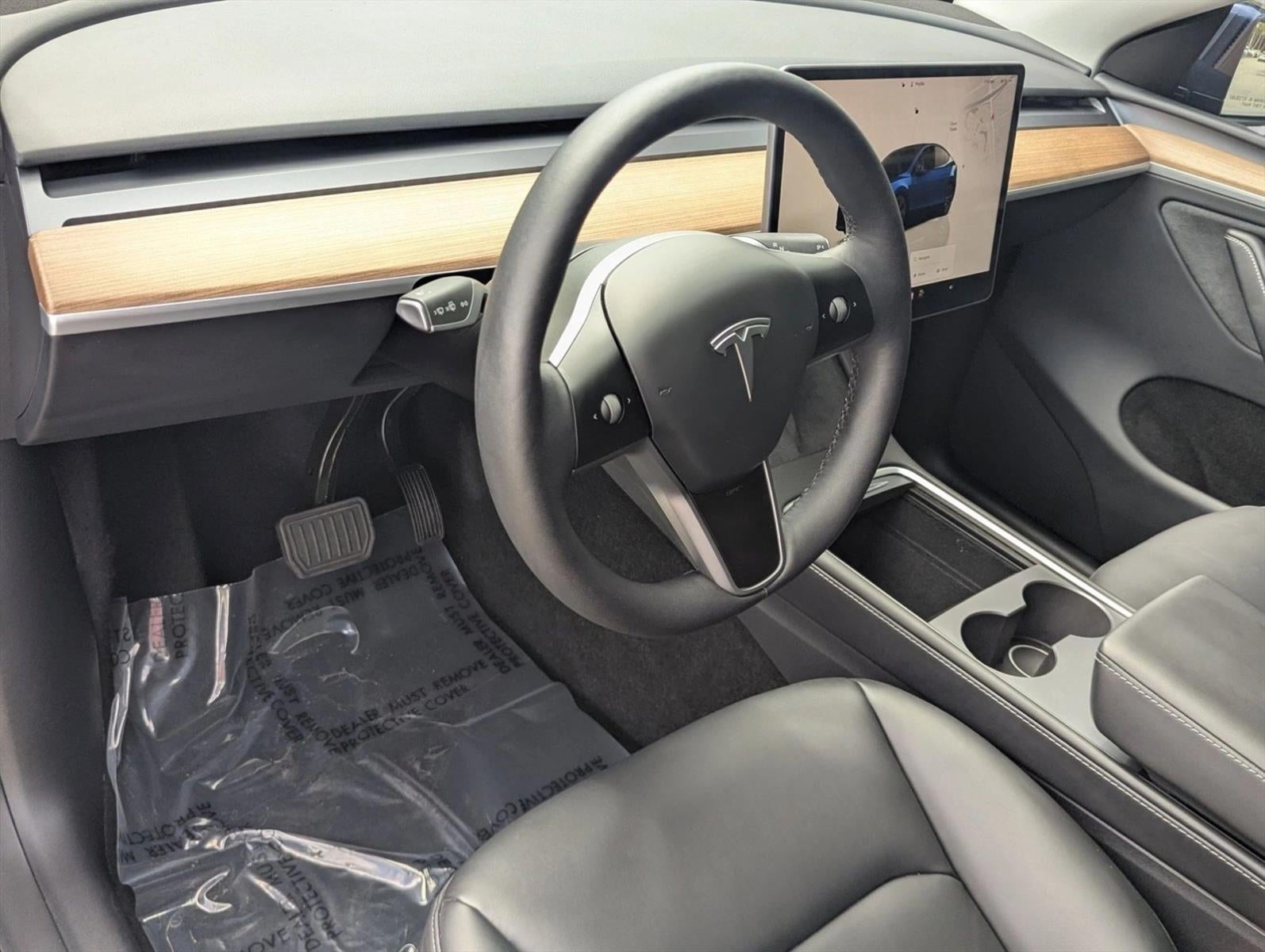 2025 Tesla Model Y Long Range AWD *Ltd Avail*