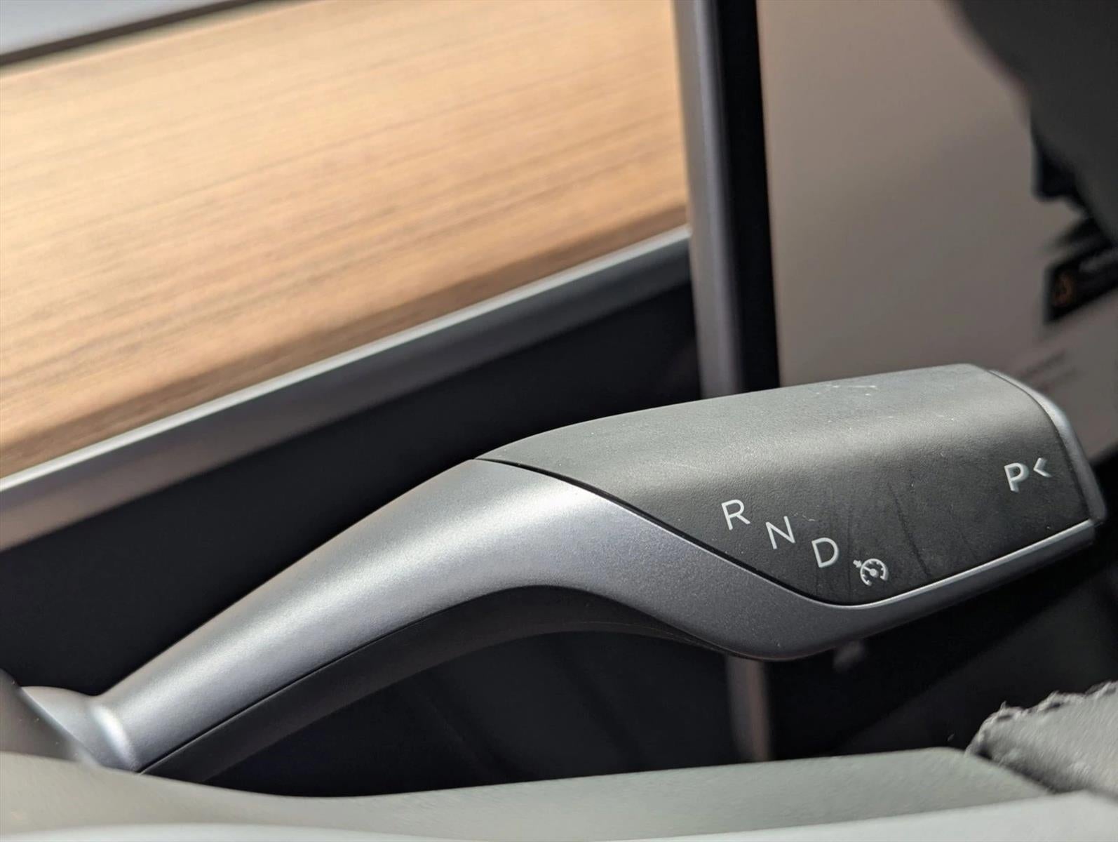 2025 Tesla Model Y Long Range AWD *Ltd Avail*
