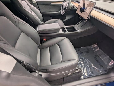2025 Tesla Model Y Long Range AWD *Ltd Avail*