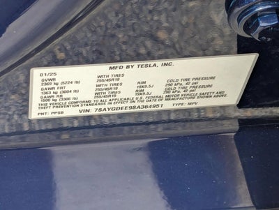 2025 Tesla Model Y Long Range AWD *Ltd Avail*