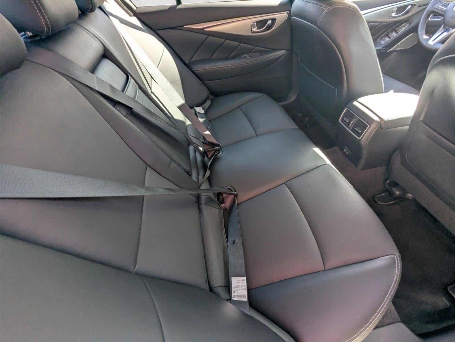 2022 INFINITI Q50 LUXE RWD