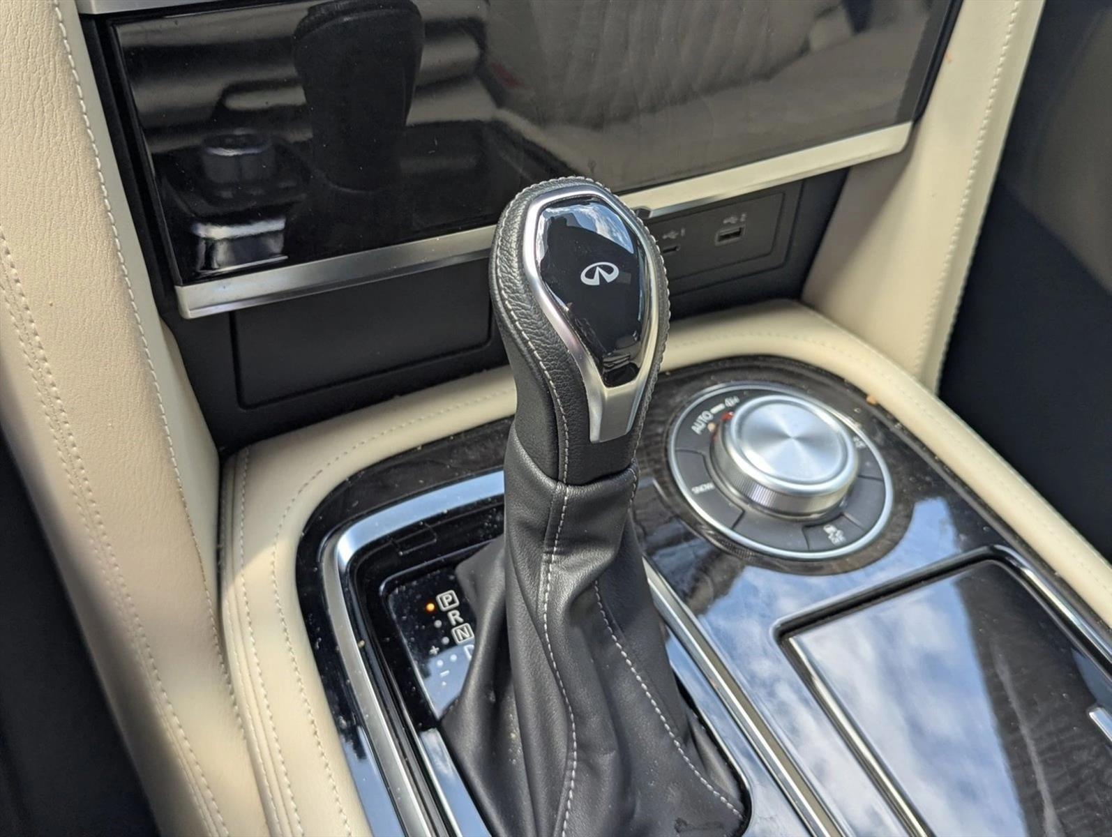 2024 INFINITI QX80 SENSORY AWD