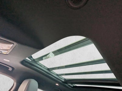 2023 Land Rover Defender 130 X-Dynamic SE AWD