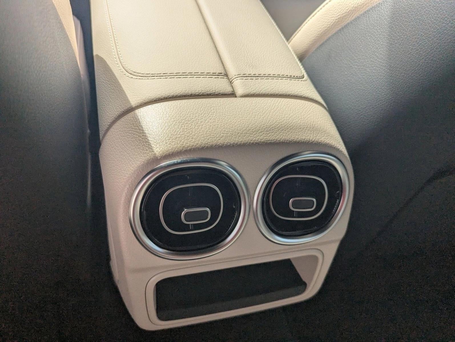 2025 Mercedes-Benz C-Class C 300 Sedan