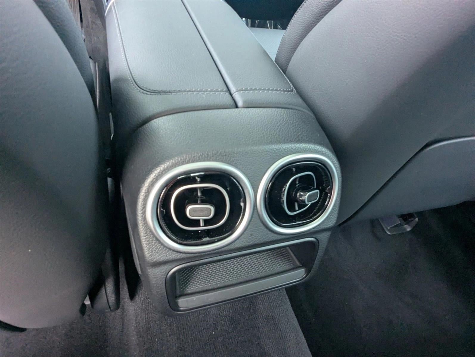 2025 Mercedes-Benz C-Class C 300 Sedan