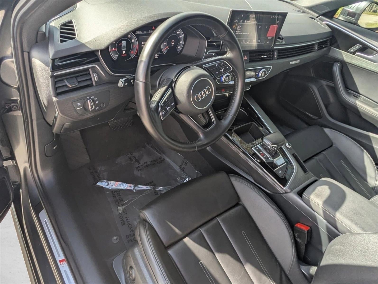 2020 Audi A4 Sedan Premium Plus 45 TFSI quattro