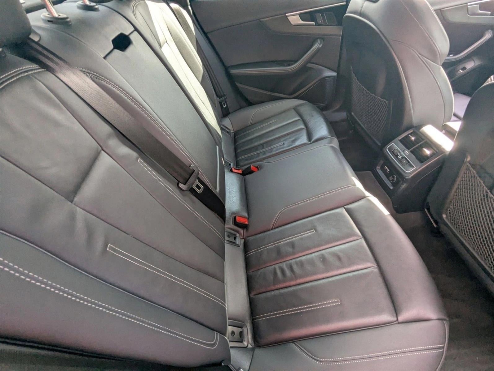 2020 Audi A4 Sedan Premium Plus 45 TFSI quattro