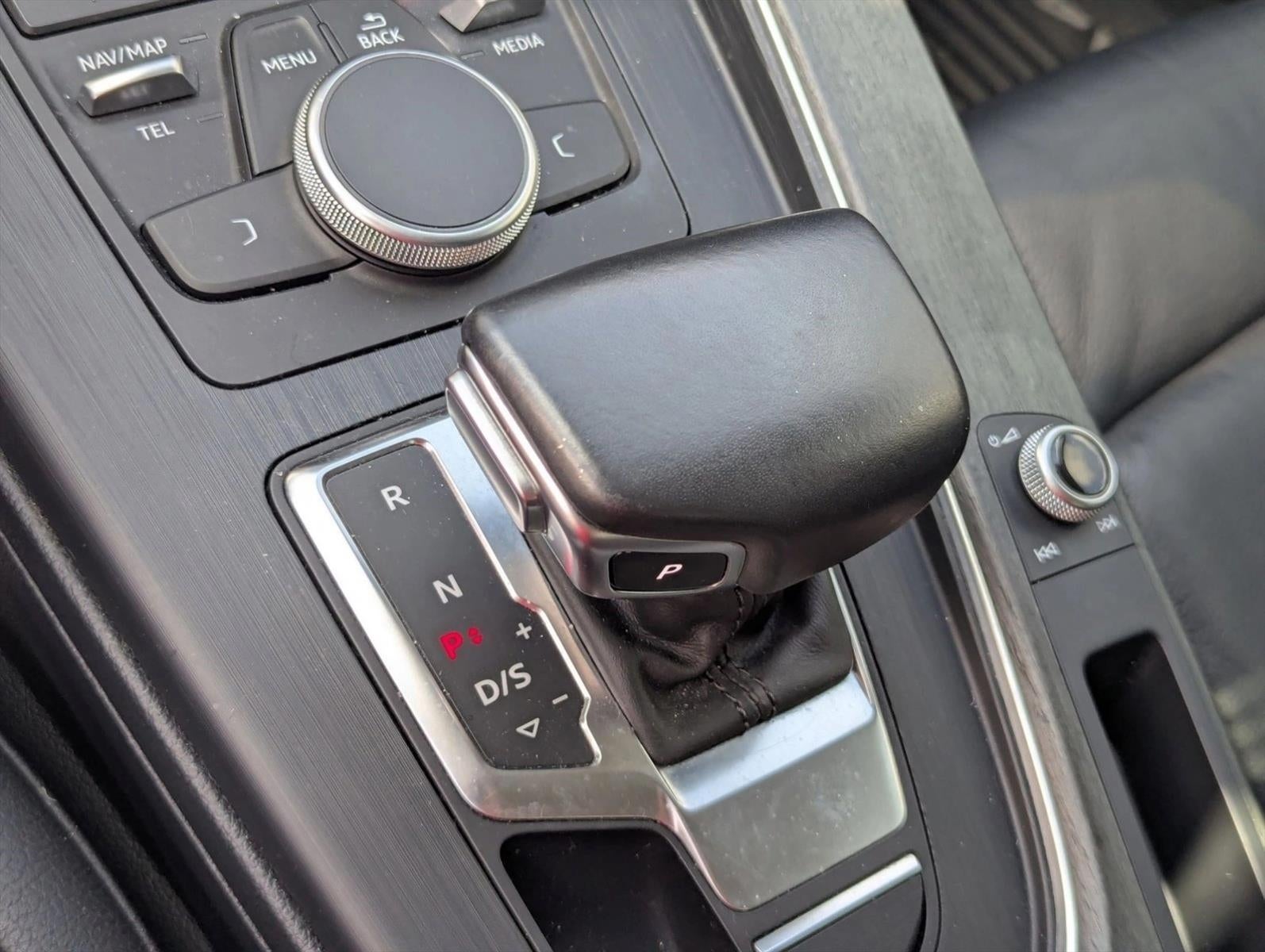 2019 Audi A4 Titanium Premium 40 TFSI