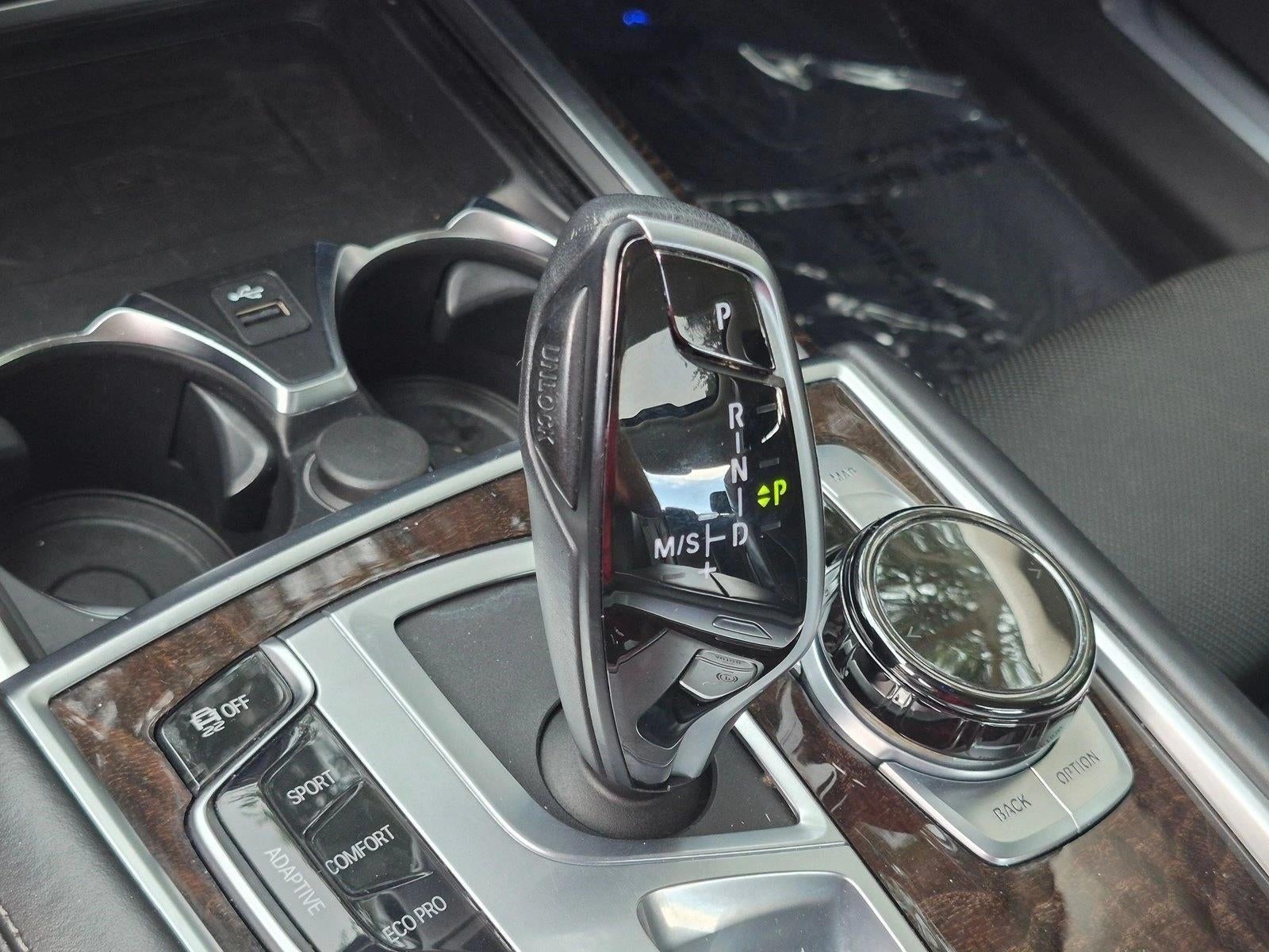2021 BMW 750i xDrive Sedan