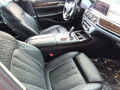 2021 BMW 750i xDrive Sedan