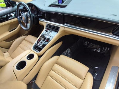 2018 Porsche Panamera 4 AWD