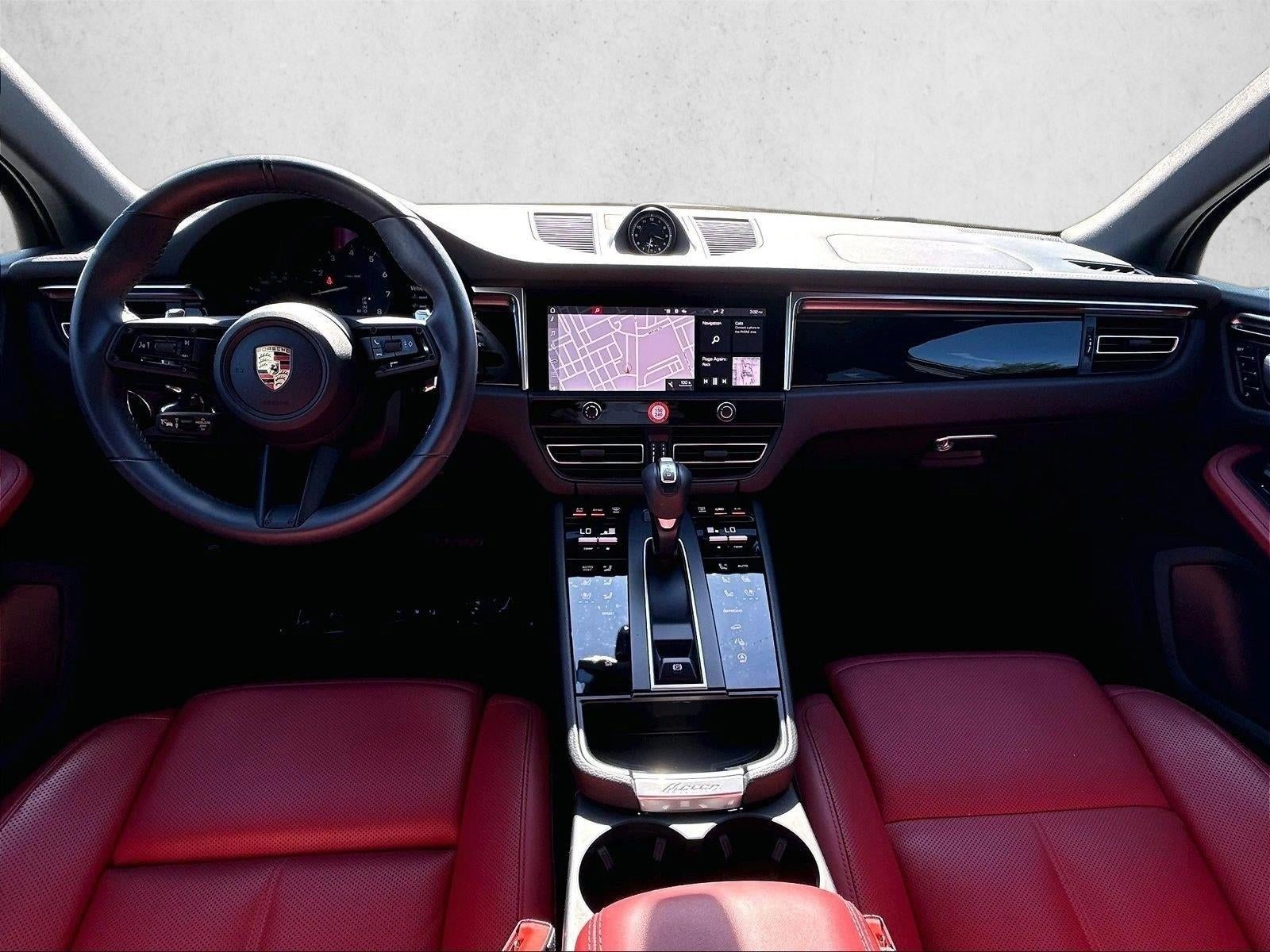 2023 Porsche Macan AWD
