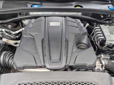 2022 Porsche Macan S AWD