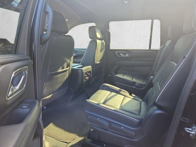 2023 Chevrolet Suburban 2WD Premier