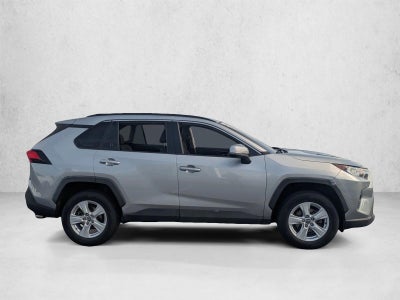 2020 Toyota RAV4 XLE FWD (GS)