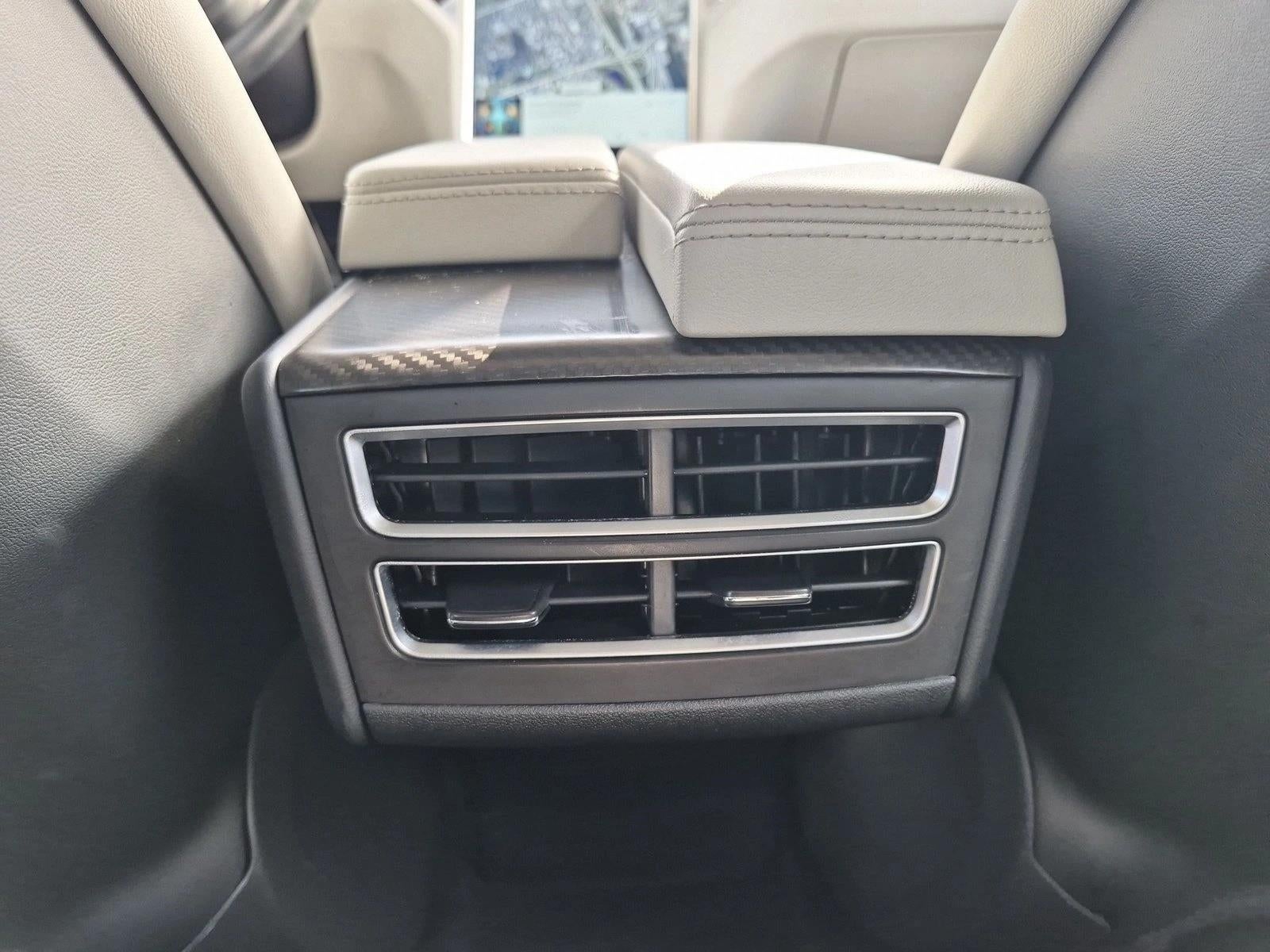 2016 Tesla Model S 4dr Sdn RWD 70 kWh Battery