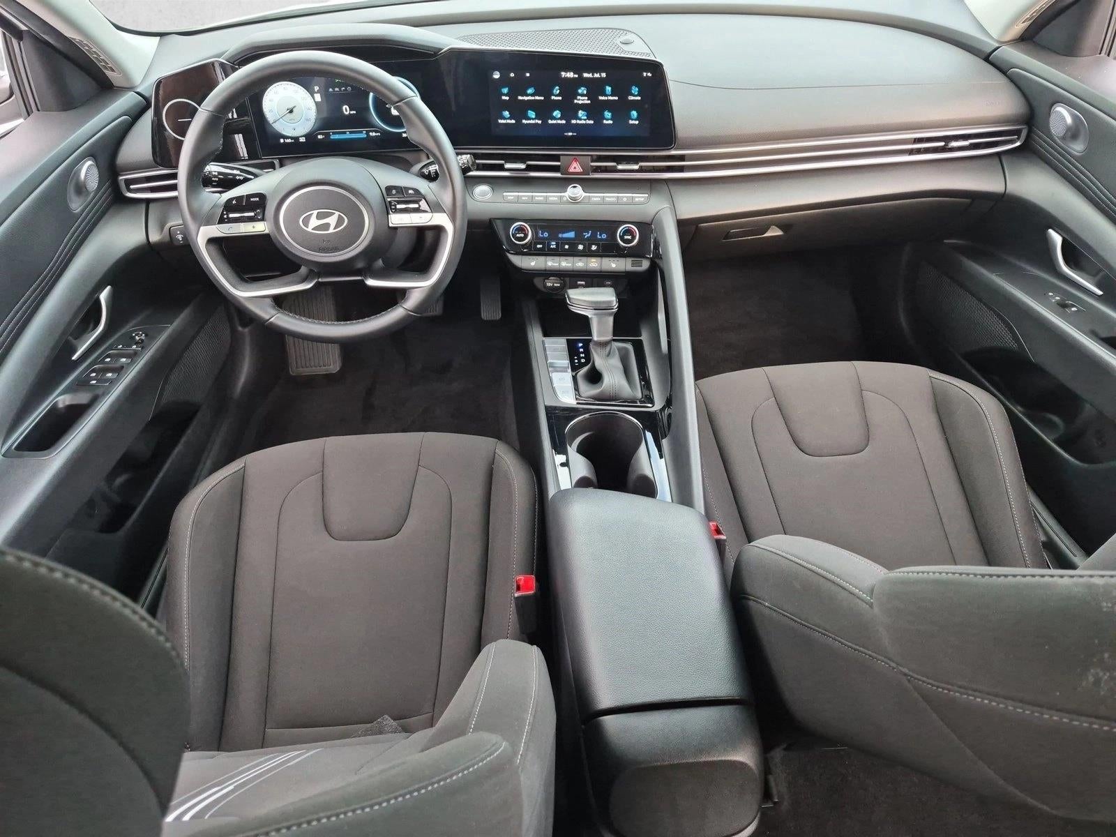 2024 Hyundai ELANTRA SEL IVT