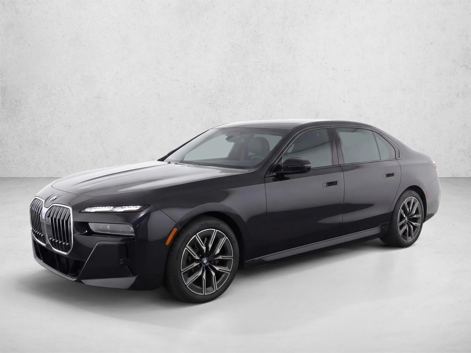 2023 BMW 740i Sedan