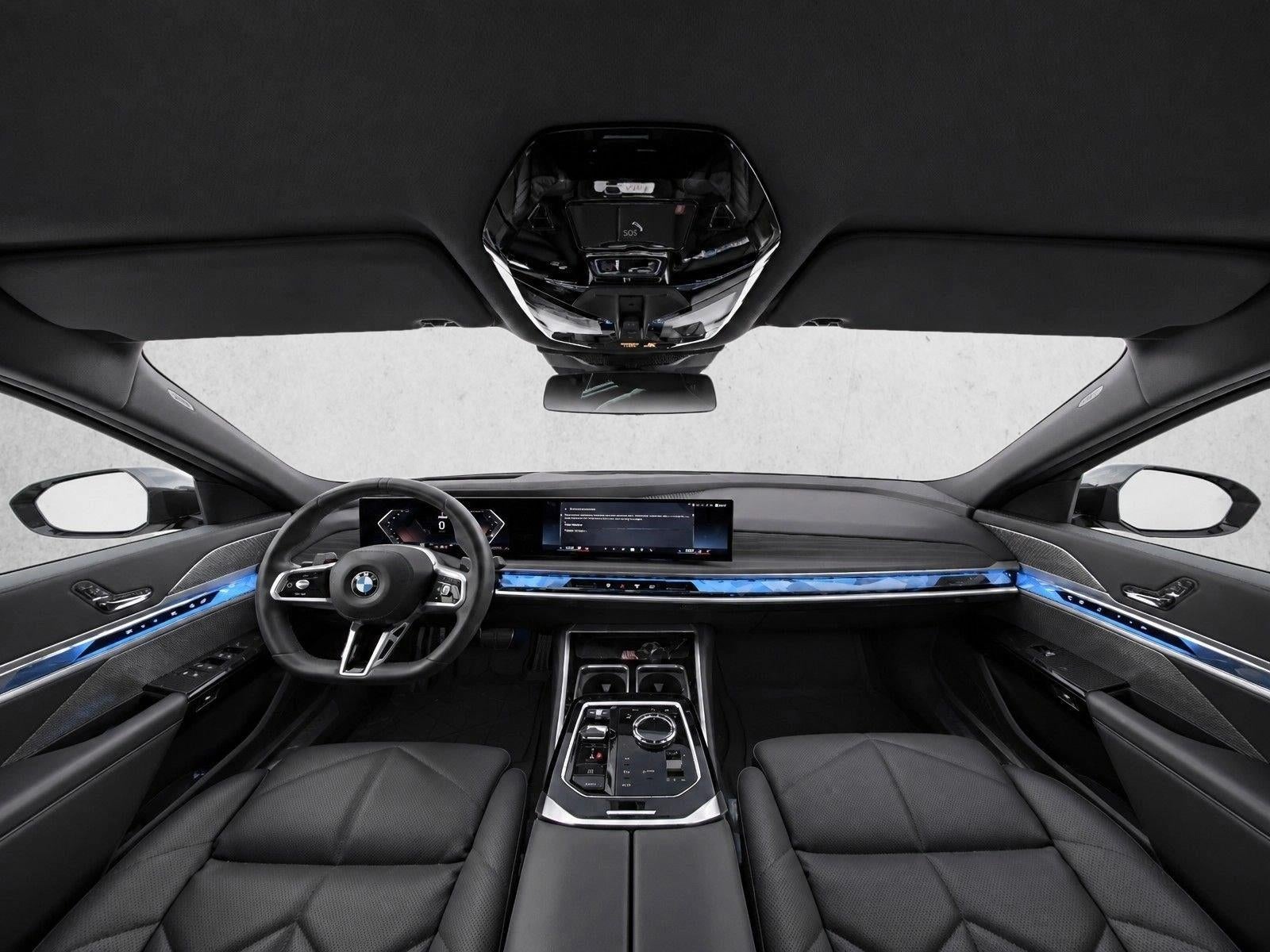 2023 BMW 740i Sedan