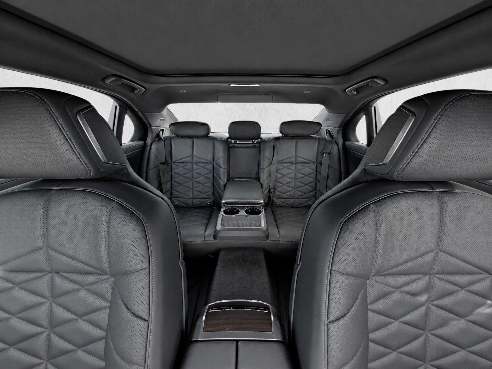 2023 BMW 740i Sedan