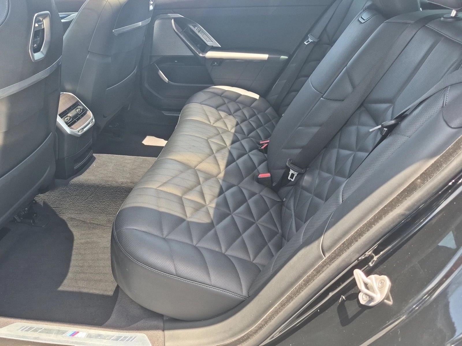 2023 BMW 740i Sedan
