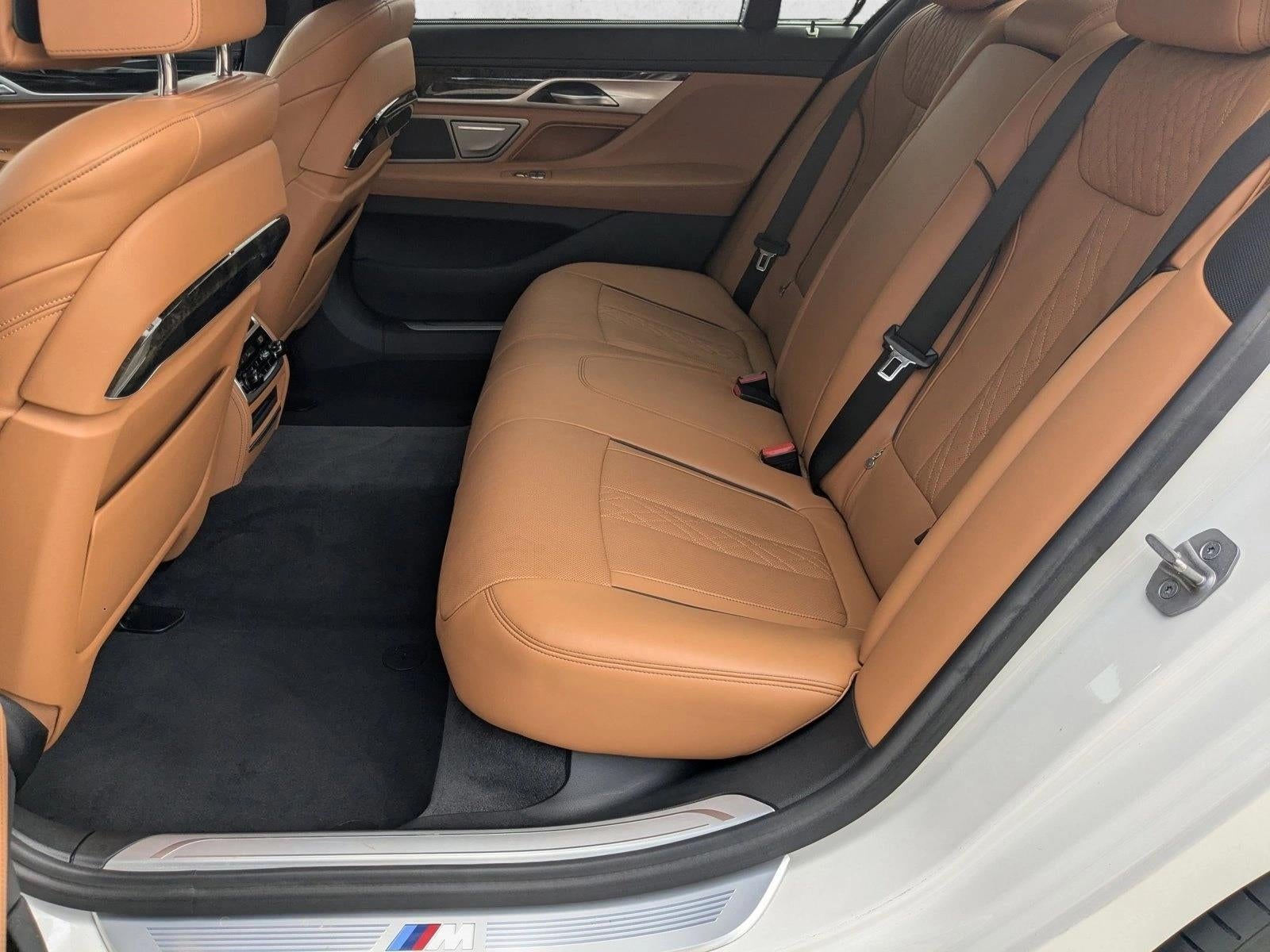 2022 BMW 750i xDrive Sedan