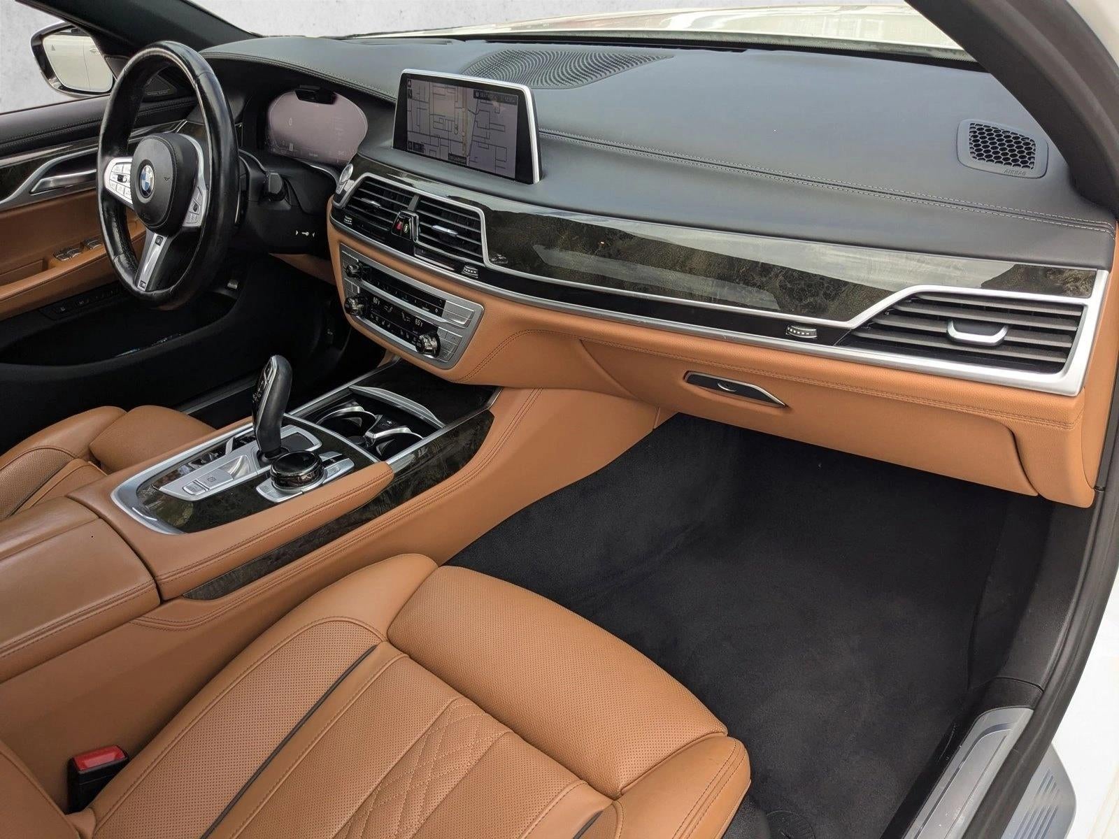 2022 BMW 750i xDrive Sedan