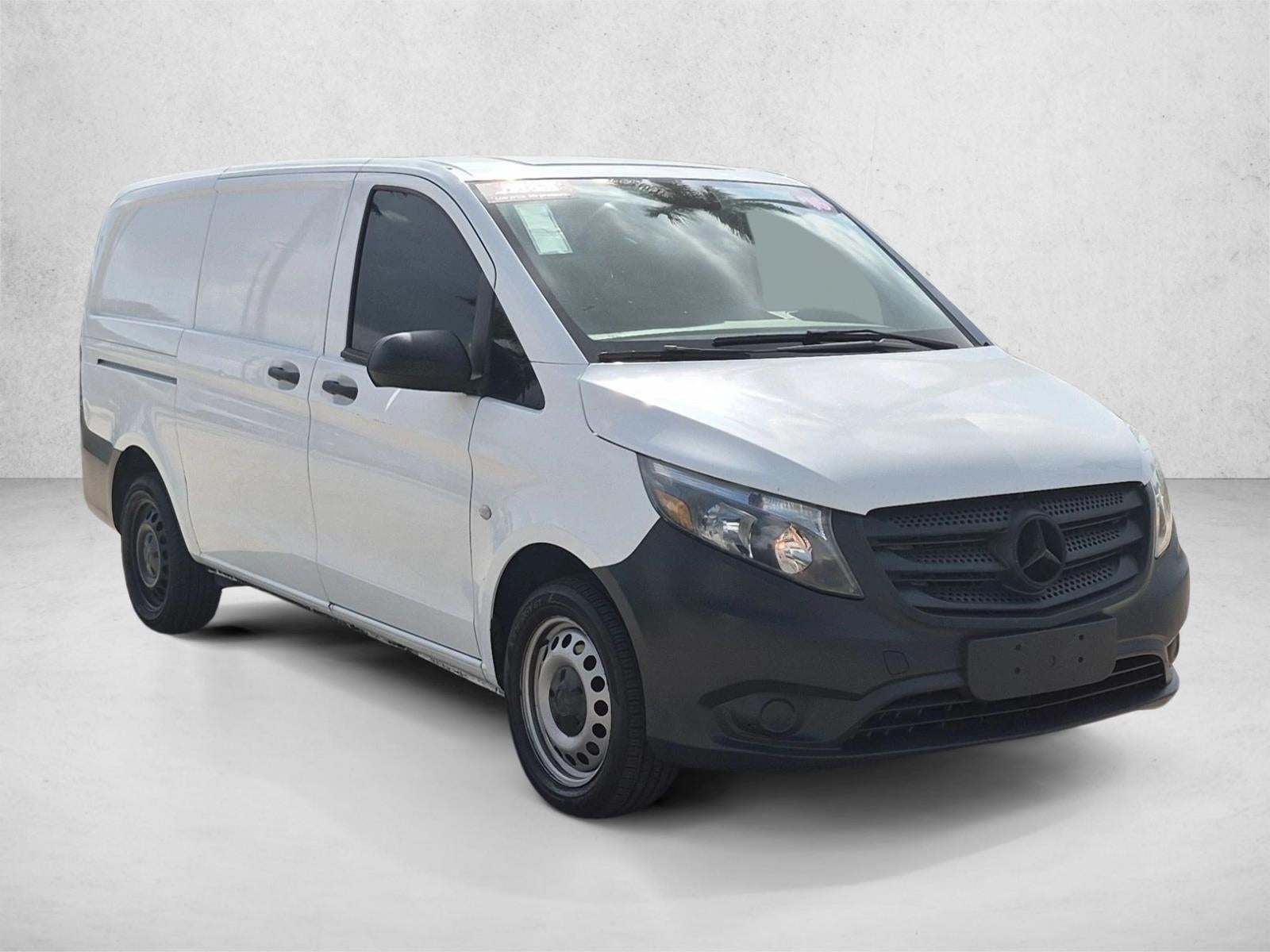 2016 Mercedes-Benz Metris Cargo Van RWD 126"