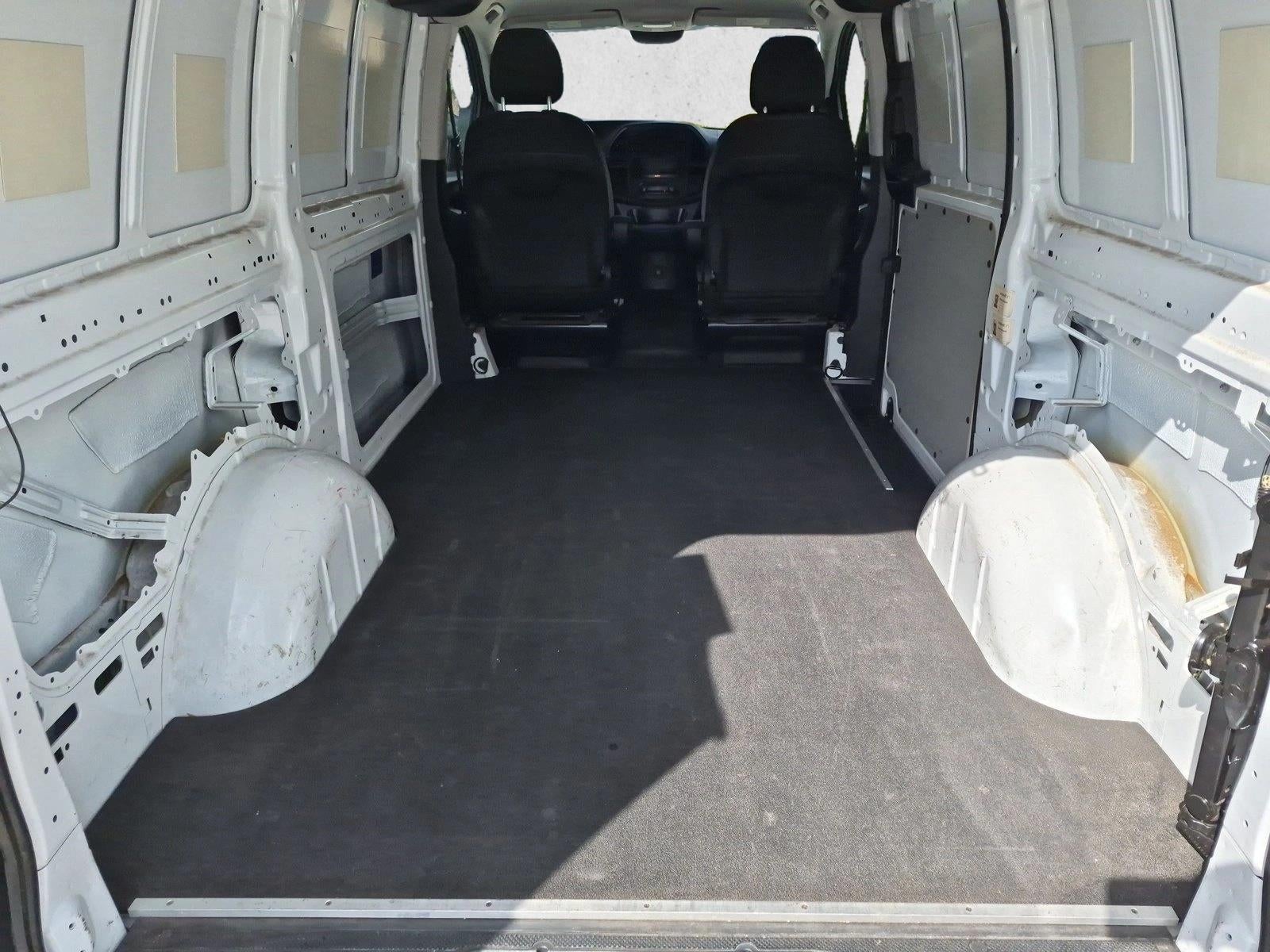 2016 Mercedes-Benz Metris Cargo Van RWD 126"