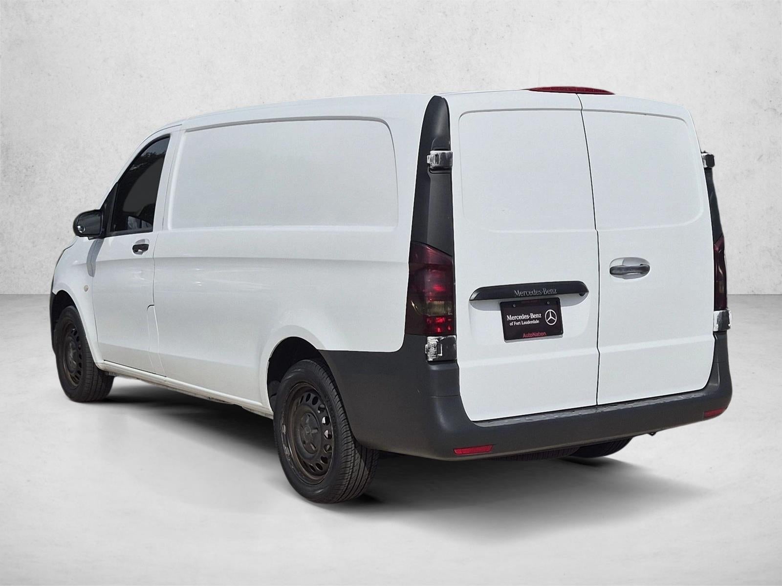 2016 Mercedes-Benz Metris Cargo Van RWD 126"