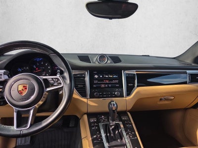 2018 Porsche Macan AWD