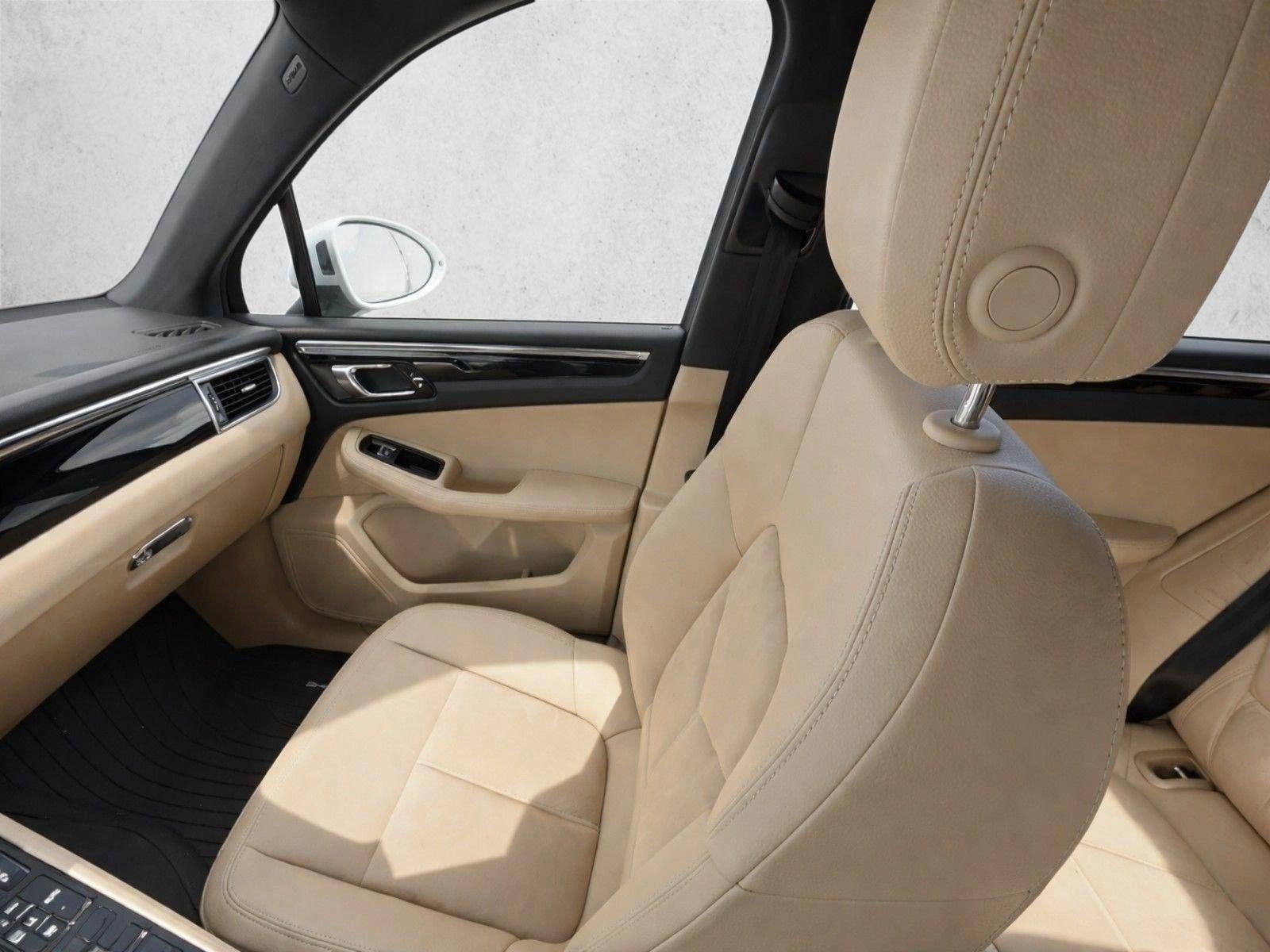 2018 Porsche Macan AWD