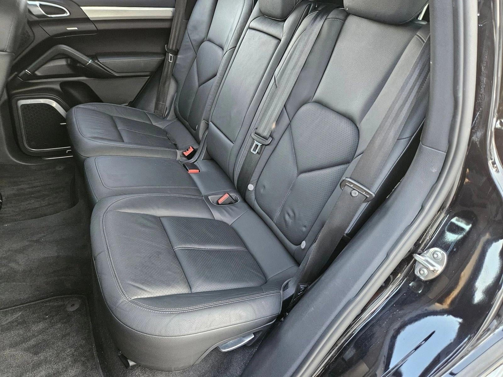 2011 Porsche Cayenne AWD 4dr S