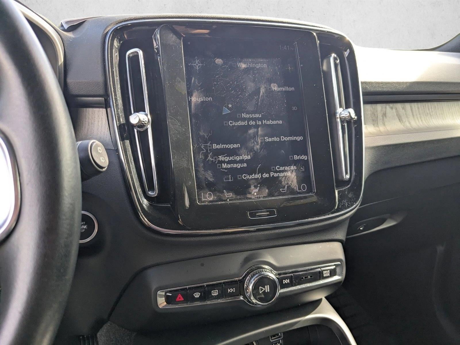 2020 Volvo XC40 T5 AWD Inscription