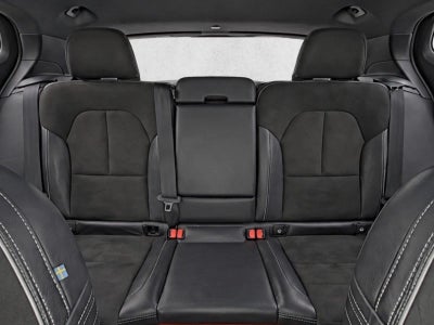 2021 Volvo XC40 T5 AWD R-Design
