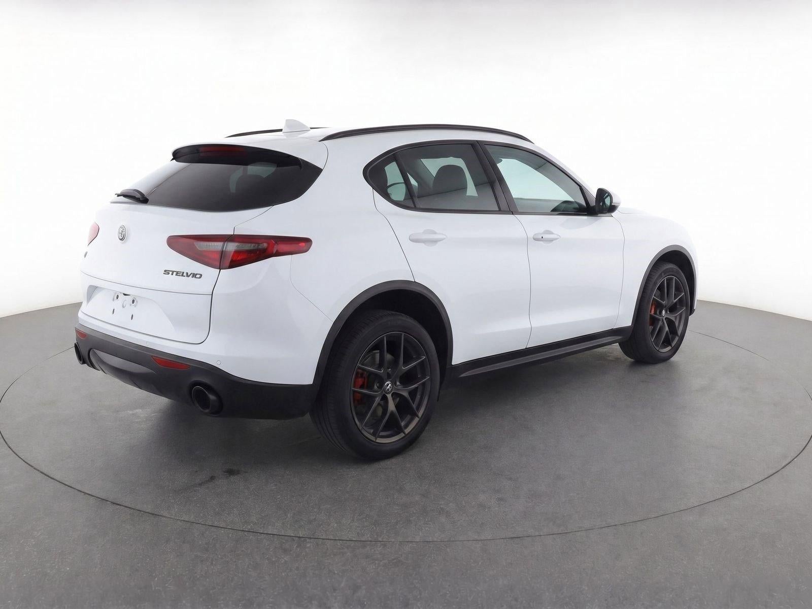 2019 Alfa Romeo Stelvio RWD