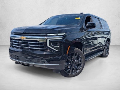 2025 Chevrolet Suburban 4WD LT