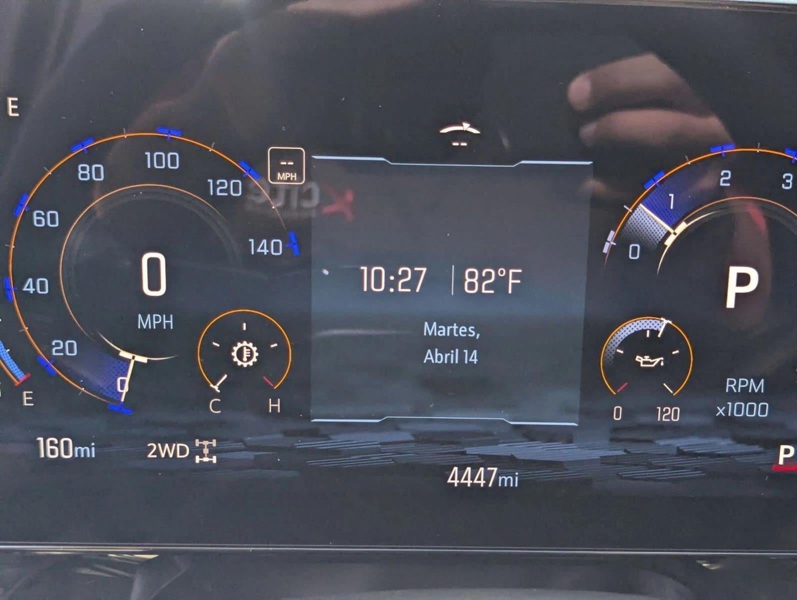 2025 Chevrolet Suburban 4WD LT